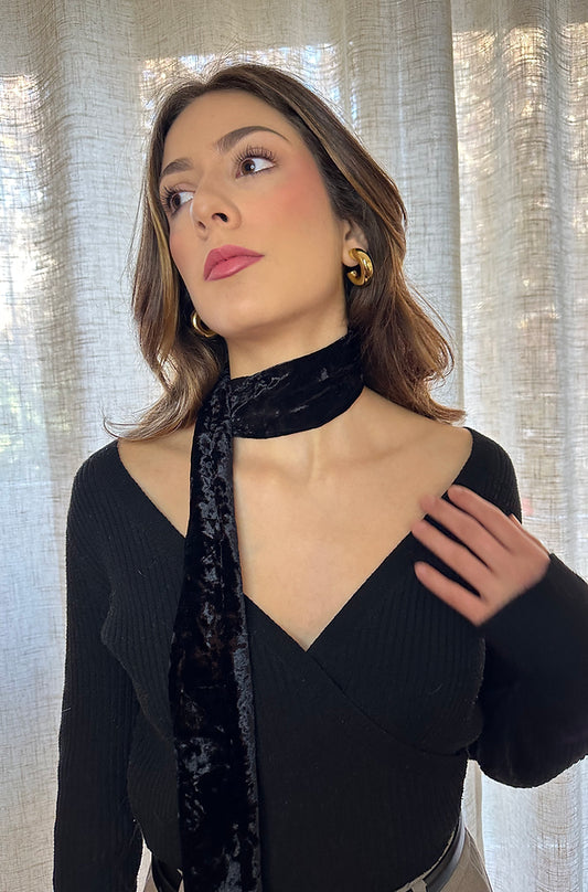 Black velvet scarf