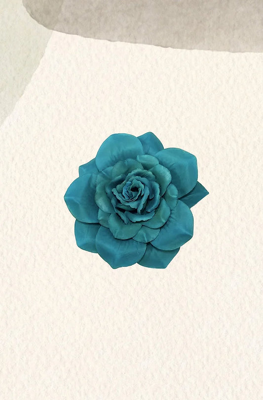 Blue-green Pious Flower