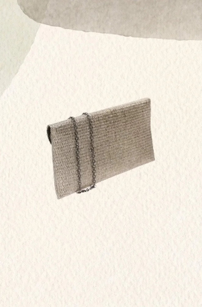 On gold raffia