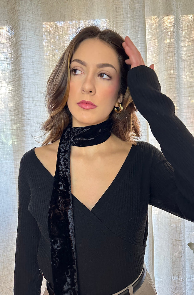 Black velvet scarf