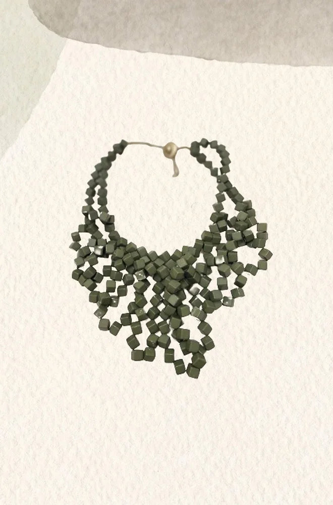 Collar mini cuadrados