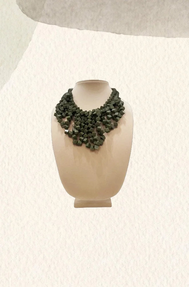 Collar mini cuadrados