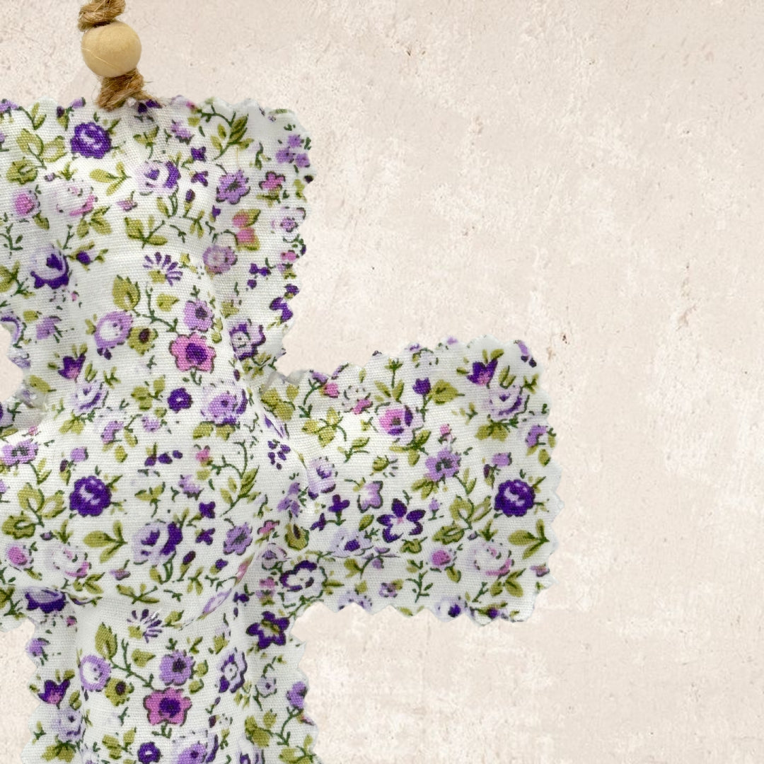 Cruz floral IV
