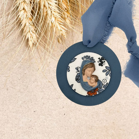 Medium medallion of the little blue Virgin Mary