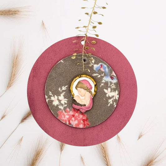 Medium medallion with bougainvillea print on the Virgin Mary