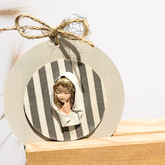 Medium medallion with a grey striped print of the Virgin Mary