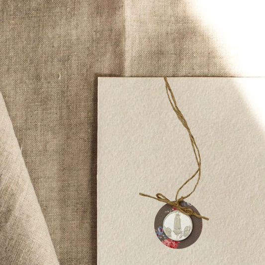Medallón mini Virgen de Fátima estampado marrón