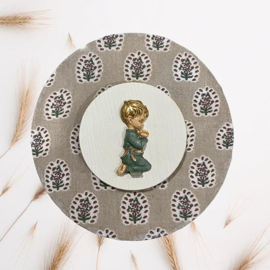 Cuadro niño rezando topo granate y verde (verde)