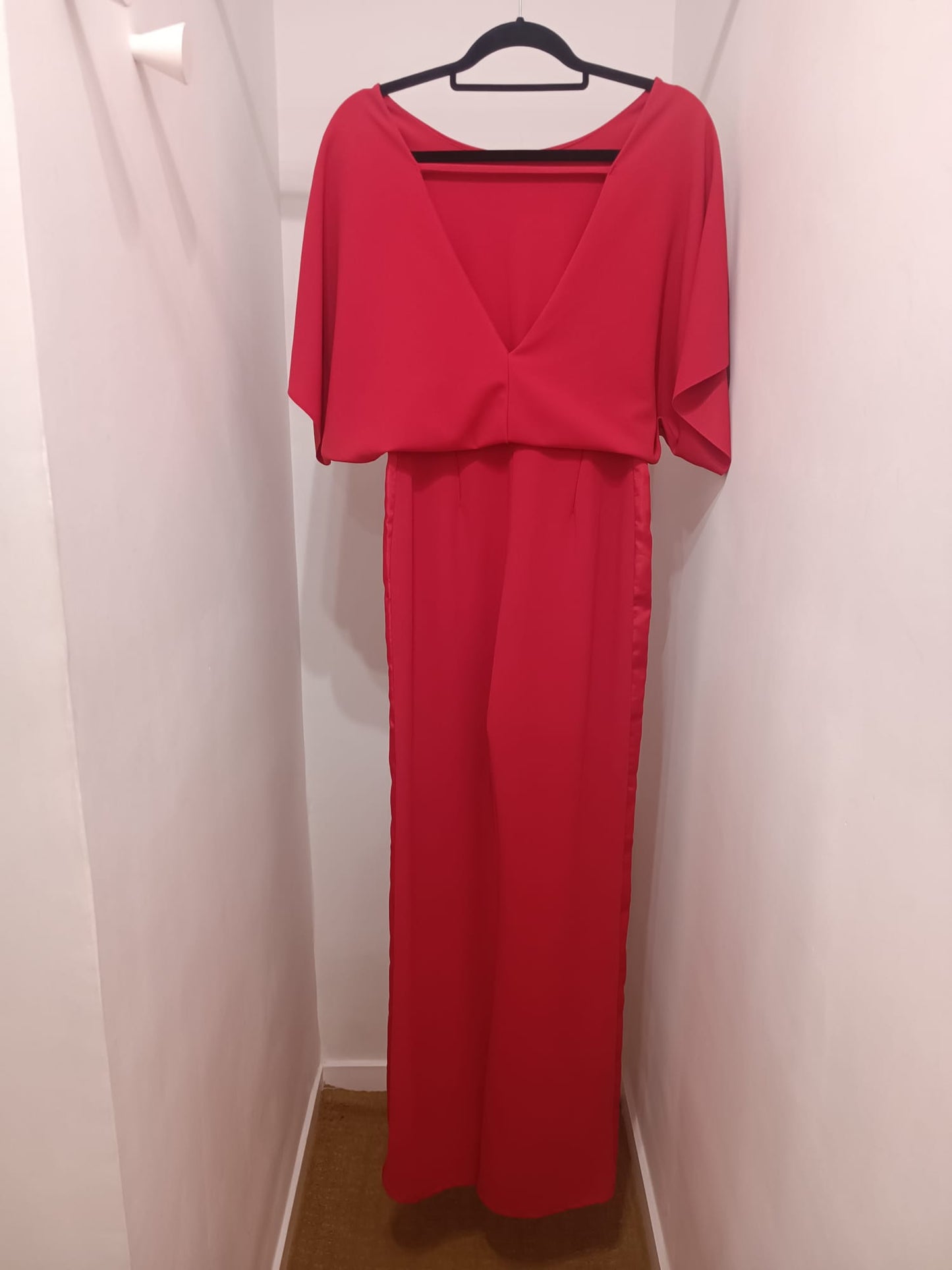 Sira burgundy dress