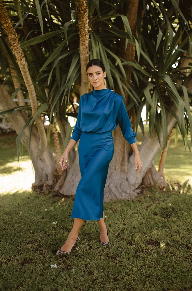 Vestido Esencia Petróleo
