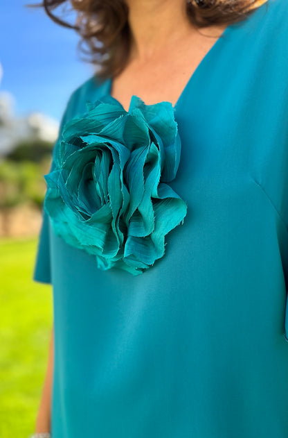 Turquoise Pipi Flower