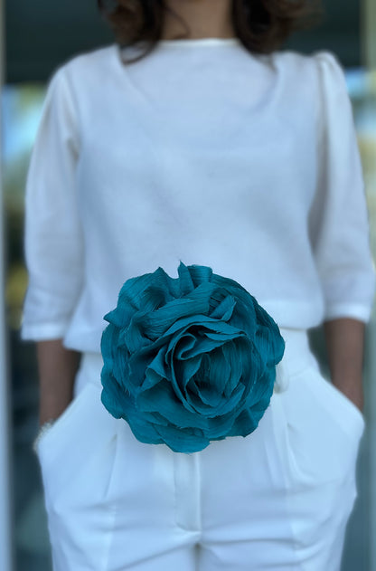Turquoise Pipi Flower