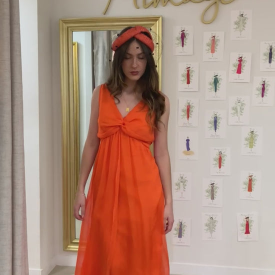 Vestido naranja volante